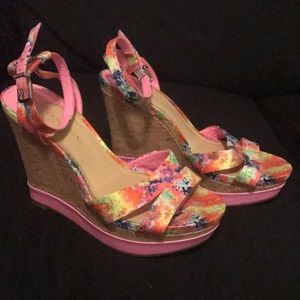 Pink Spring Wedges!